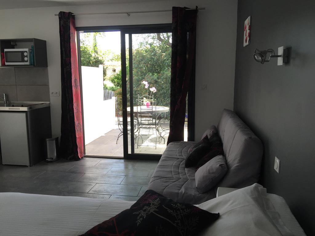 Chambres D'Hotes Le Mas Du Bijou Bleu Puget-sur Argens Εξωτερικό φωτογραφία