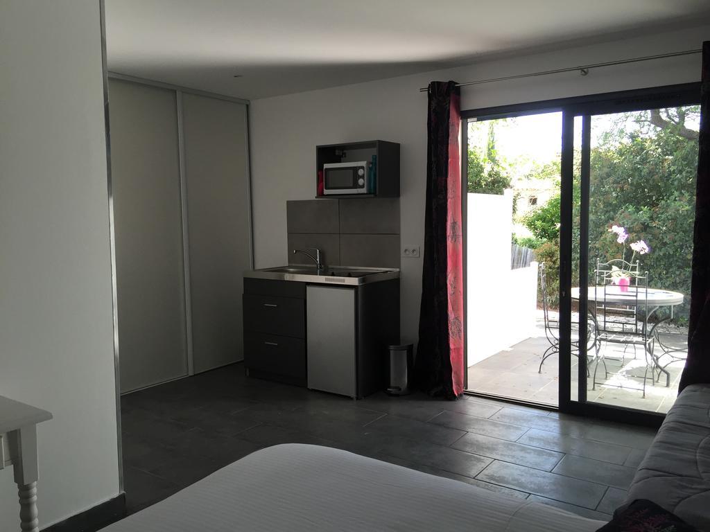 Chambres D'Hotes Le Mas Du Bijou Bleu Puget-sur Argens Εξωτερικό φωτογραφία